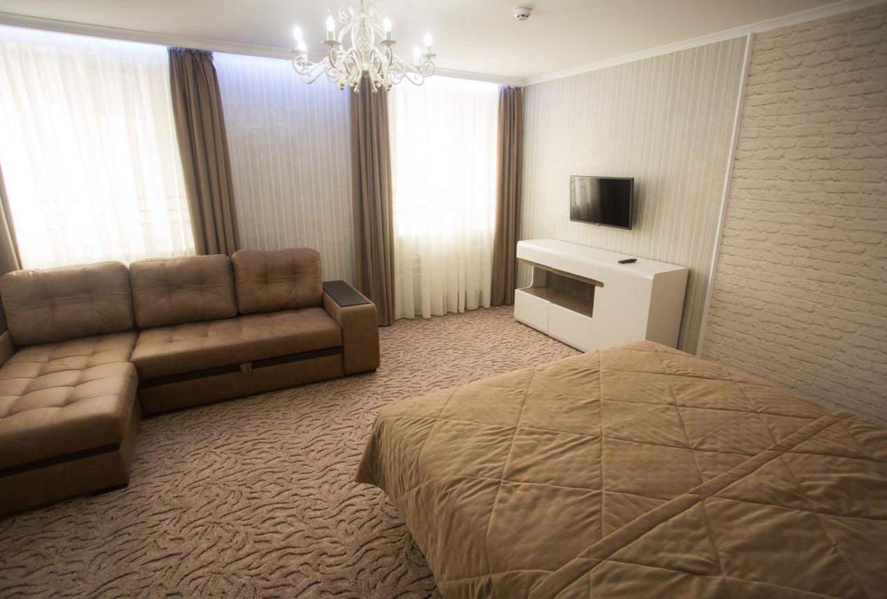 Port Royal Hotel Tulchyn ภายนอก รูปภาพ