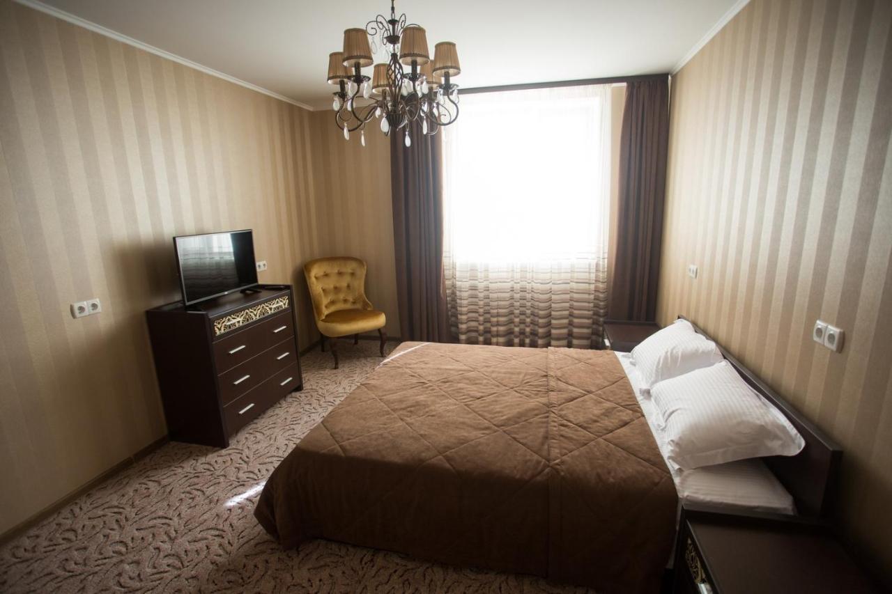 Port Royal Hotel Tulchyn ภายนอก รูปภาพ