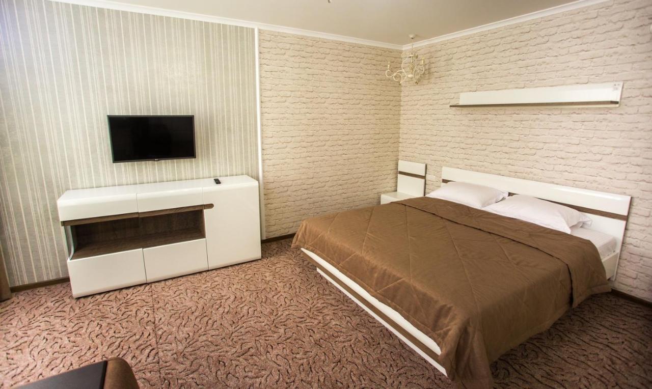 Port Royal Hotel Tulchyn ภายนอก รูปภาพ